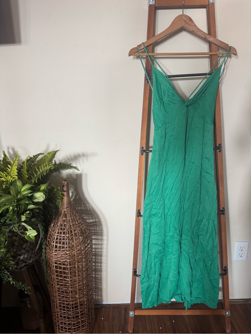 Zara Green V-Neck and X-Back Spaghetti Strap Maxi Dress